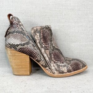 Jeffrey Campbell Boots Womens 10 Rosalee Bootie Shoes‎ Snake Print Heels Western